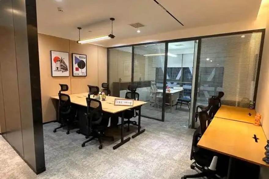 免费看球赛的app 回放集锦 赛季中段复盘指南：用回放集锦看懂战术调整的门道