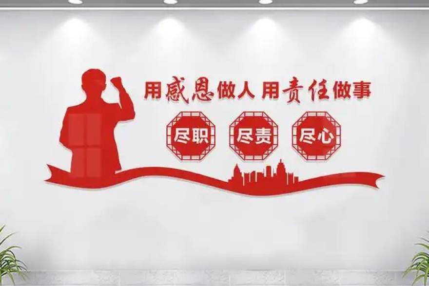 欧冠小组赛半程复盘：三支黑马的中场变阵如何改写出线格局